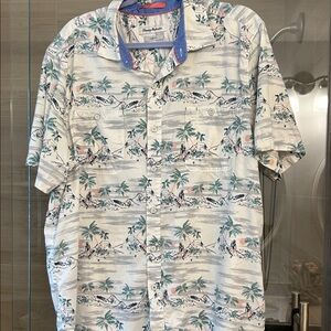 Tommy Bahama Men's Coastal Scene Shirt - White and Green size XL
